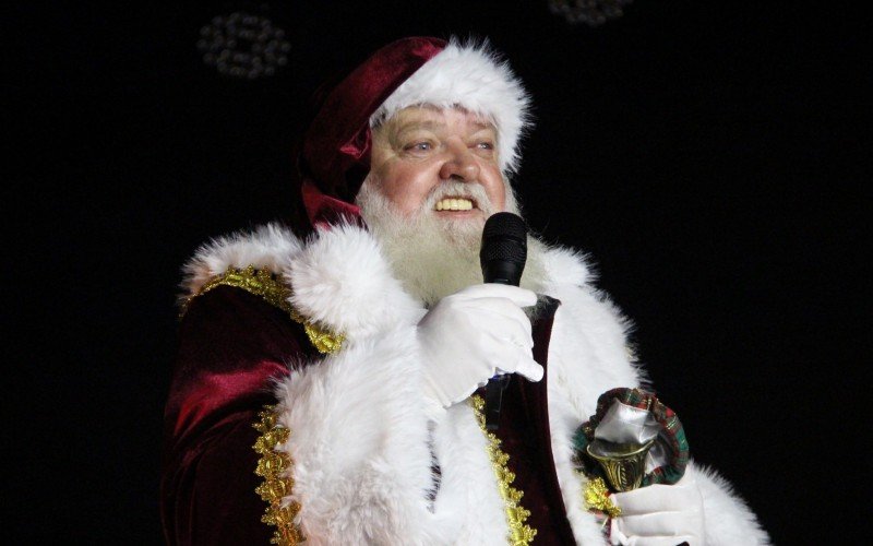 Noite marcou a chegada do Papai Noel