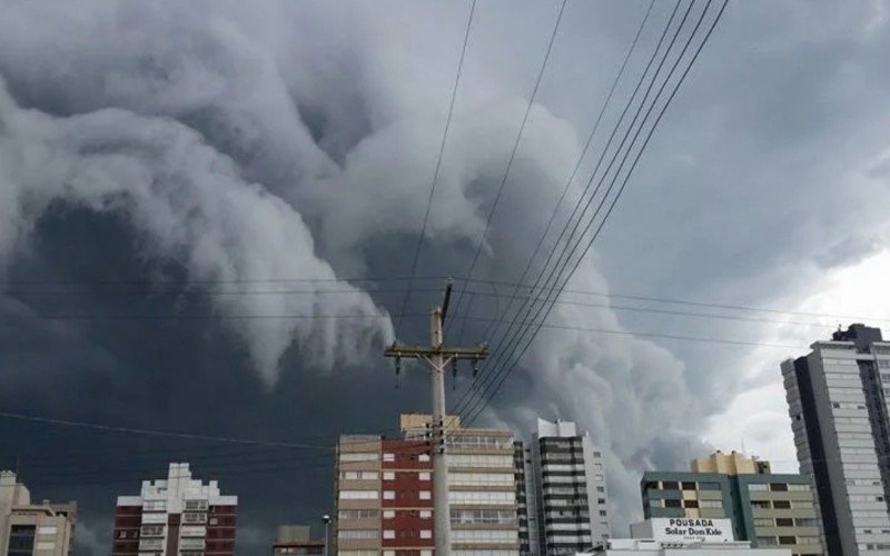 Onda de tempestades perigosas irá atingir o RS ainda no começo de dezembro | abc+