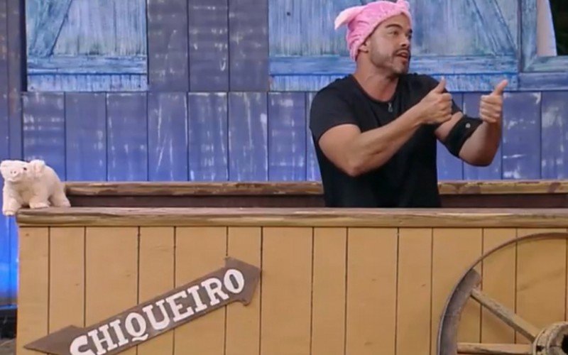 Sidney foi posto no chiqueiro como joga sujo em A Fazenda 16 | abc+