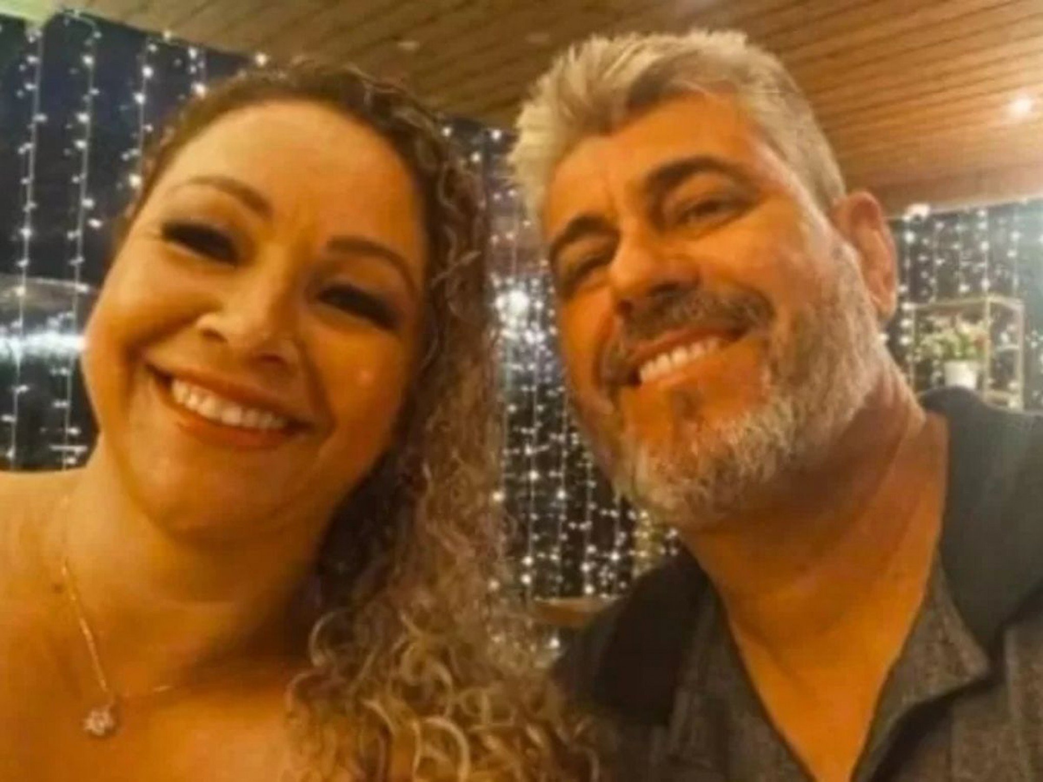 Mãe estrangulada e padrasto com cinta presa no pescoço; saiba o que é apontado como motivação de crime brutal em SC