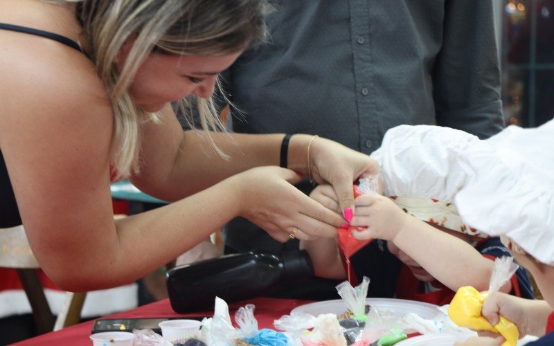 Tatiana e Táigaro participaram das atividades com os filhos Benjamin e Oliver