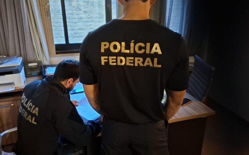 Polícia Federal cumpre mandados contra fraude em licitações de prefeitura do litoral norte | abc+