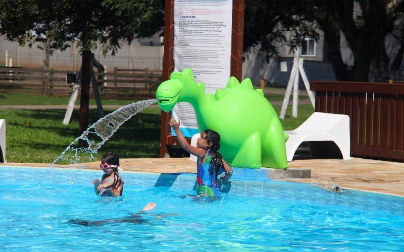 Temporada de piscinas já começou no Grêmio Atiradores, em Novo Hamburgo. | abc+