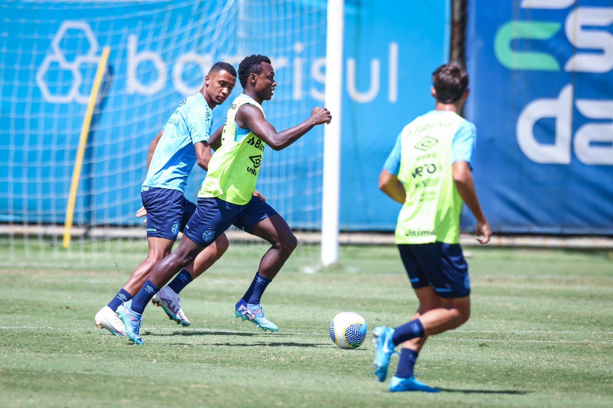 Grêmio enfrenta a seleção do Uruguai em Rivera