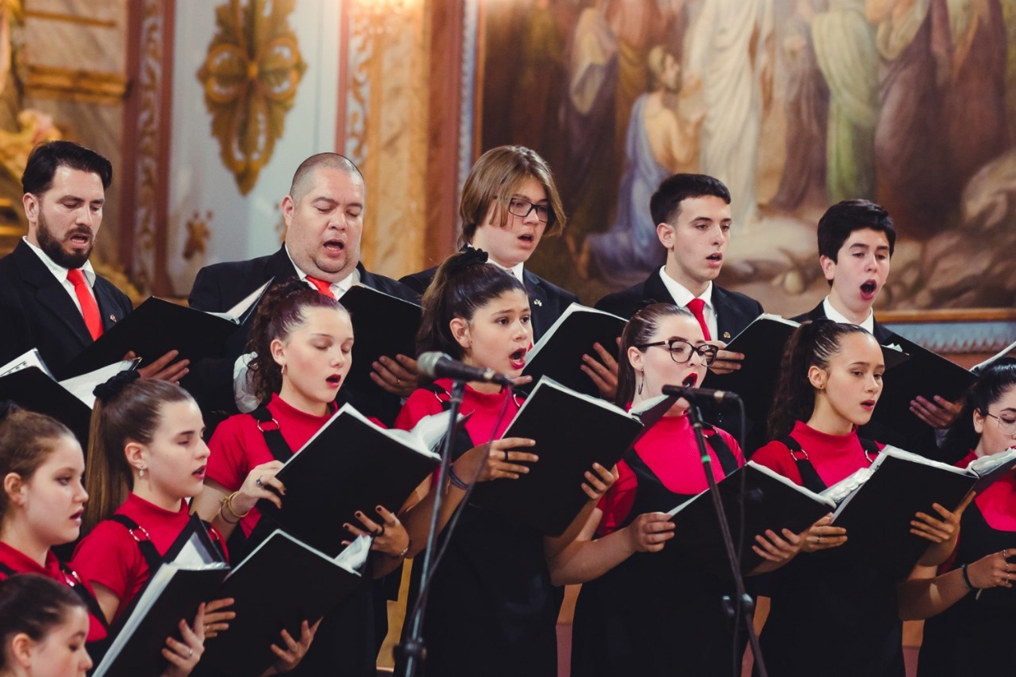Igreja Matriz de São Leopoldo recebe musical de Natal com Meninos Cantores neste domingo