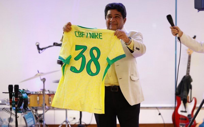 CBF renova maior contrato da história com a Nike que pode render R$ 1 bilhão por ano | abc+