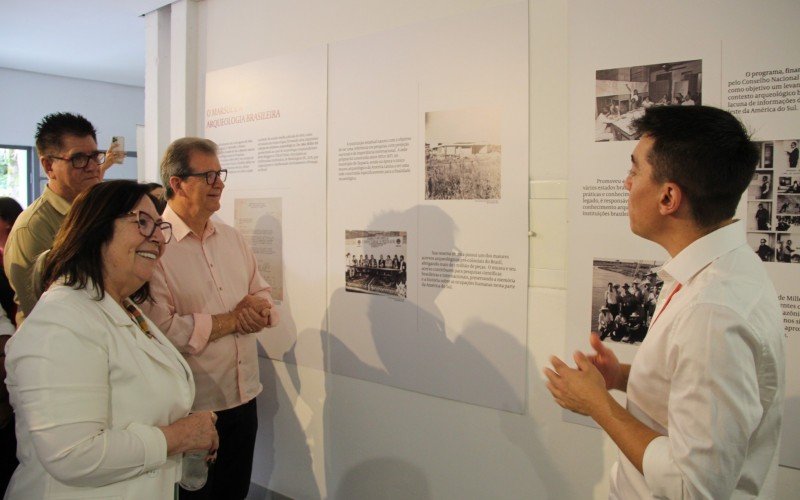 Após reinauguração, visita guiada mostrou apresentou a mostra que destaca a história do Rio Grande do Sul | abc+