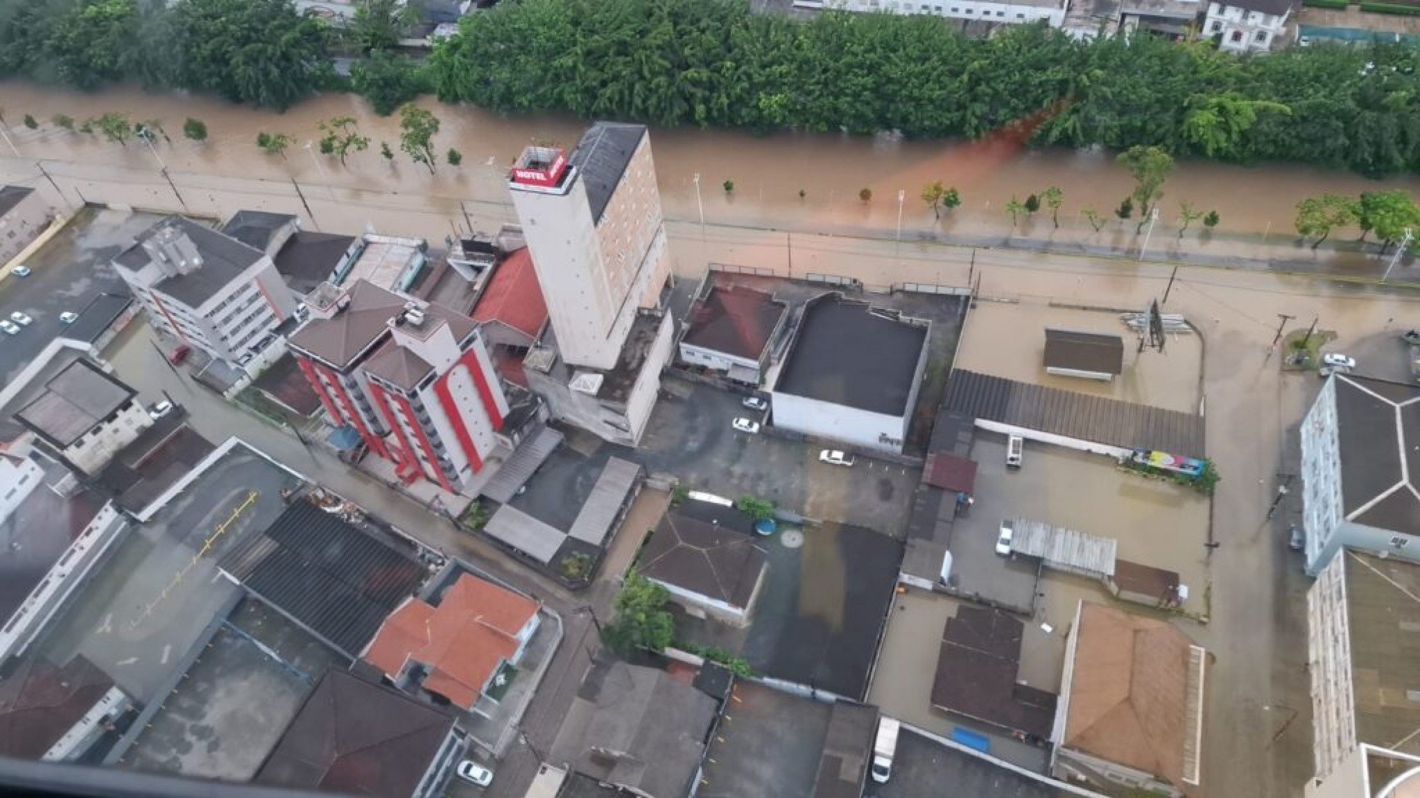 Região Sul está em alerta máximo da Defesa Civil nacional para grande volume de chuva