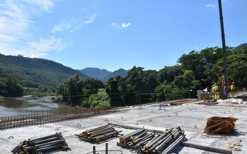 Ministério dos Transportes confirma entrega da nova ponte do Rio Caí em dezembro