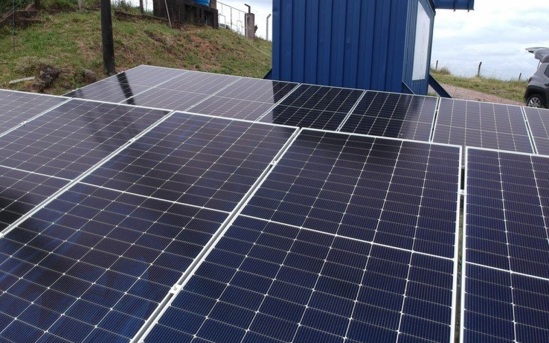 Usina de energia solar foi instalada junto ao radar pela Climatempo | abc+