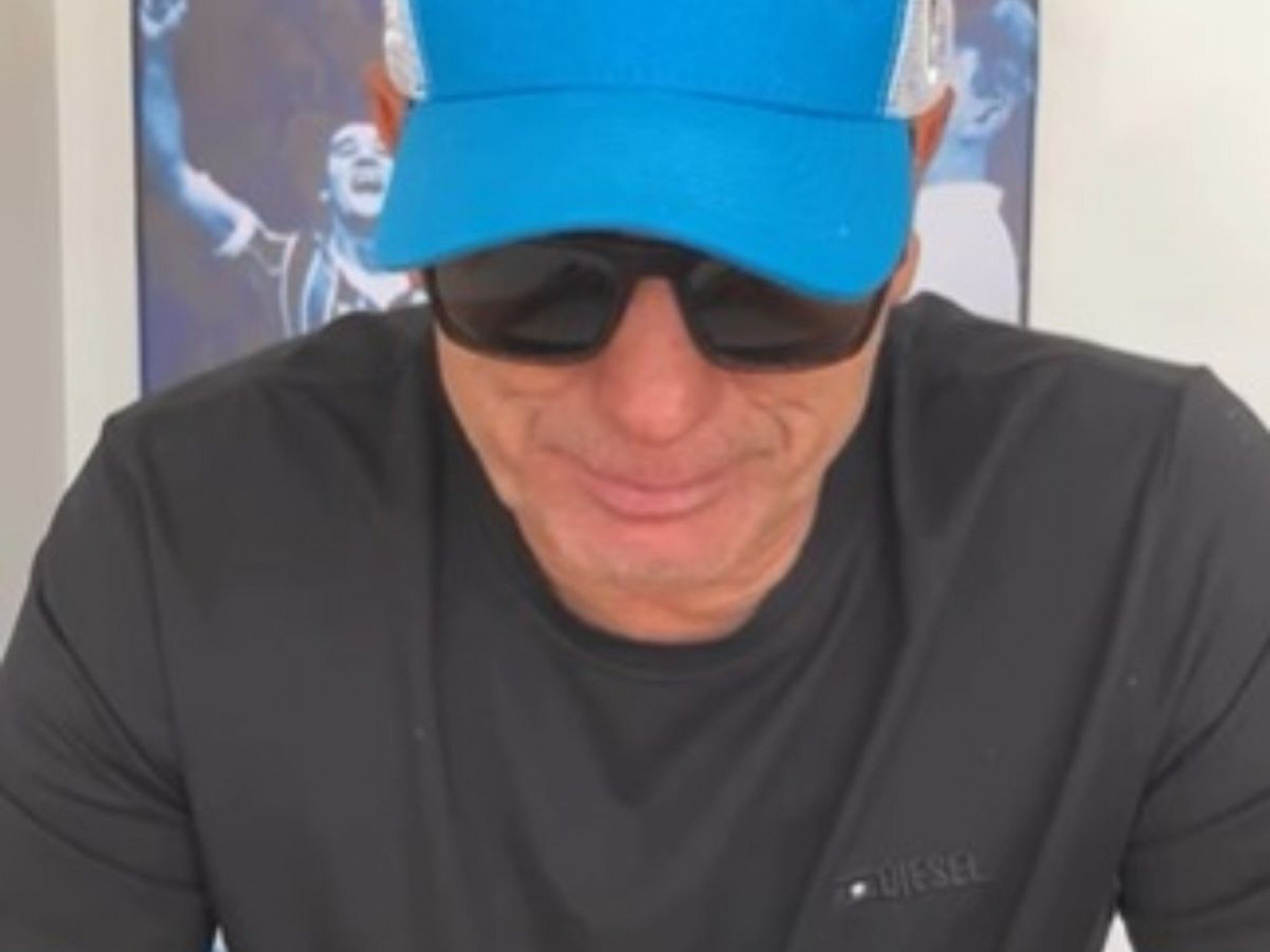 VÍDEO: Renato Gaúcho se emociona e chora em despedida do Grêmio