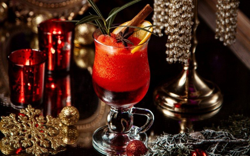 Confira como preparar drinks deliciosos para servir no Natal | abc+