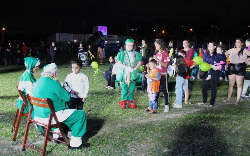 Papai e Mamãe Noel receberam pedidos de Natal