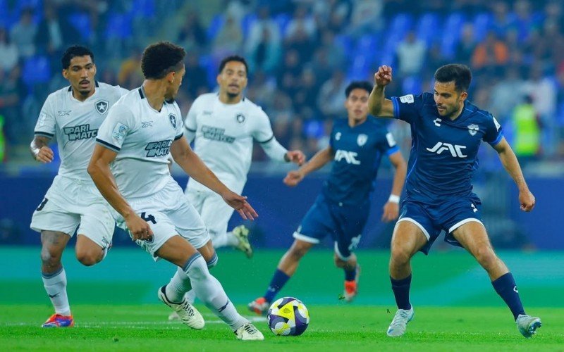 Botafogo decepciona contra o Pachuca e se despede na estreia do Intercontinental | abc+