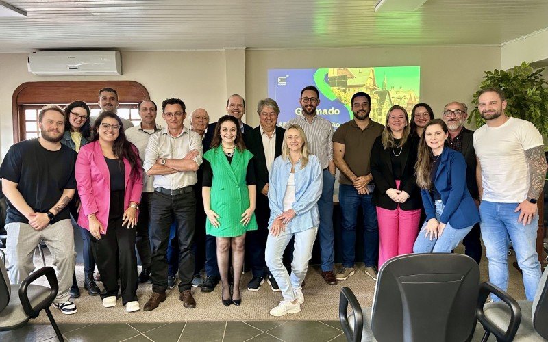 Reunião com empreendedores do bairro foi realizada na terça-feira, dia 10