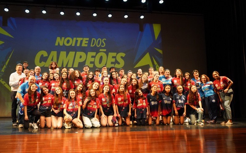 Destaques do esporte em Campo Bom são reconhecidos na Noite dos Campeões | abc+