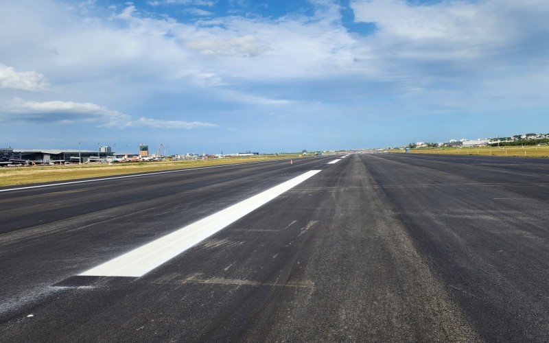 Parte da pista do Aeroporto Salgado FIlho continua em obras | abc+