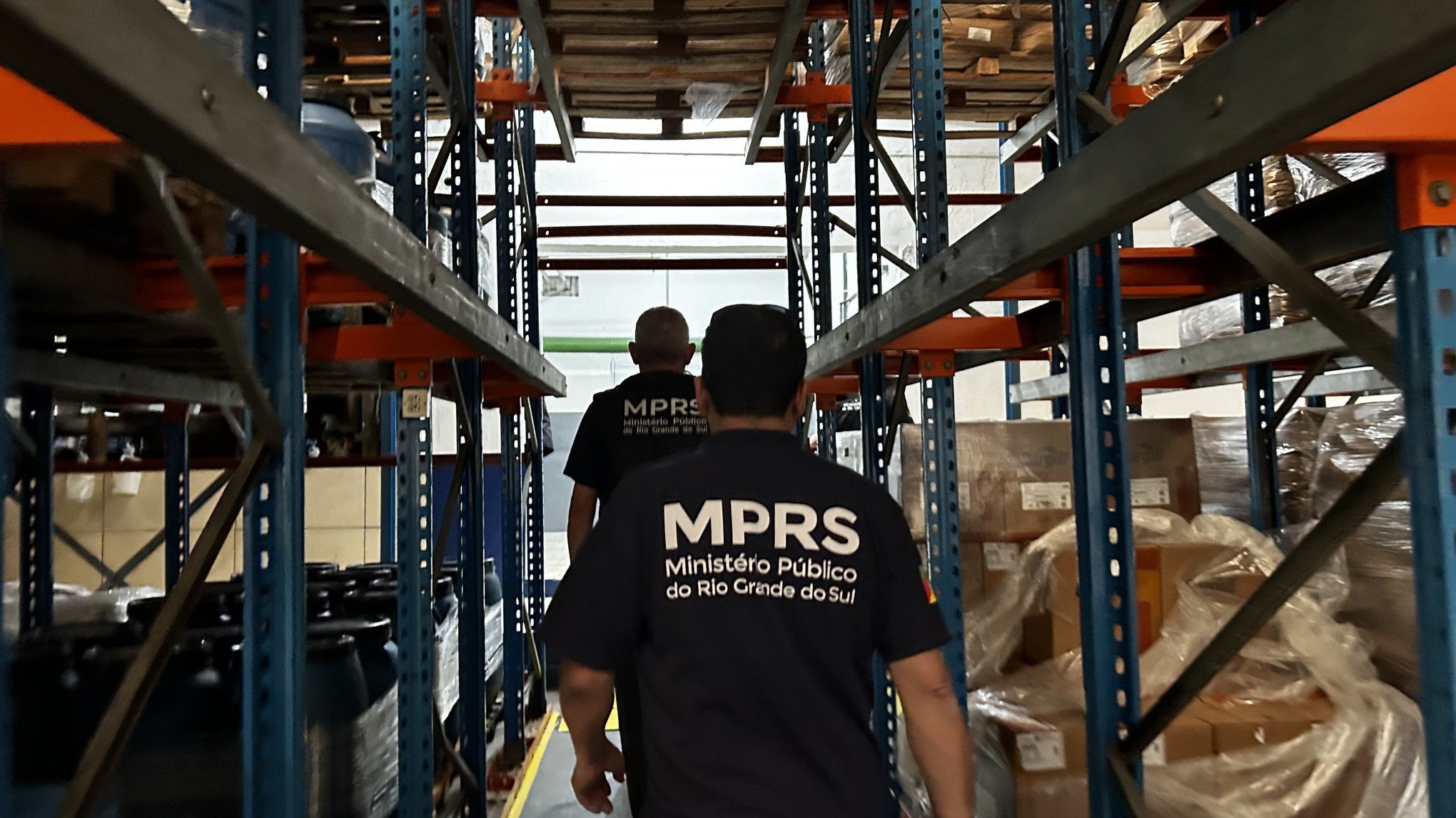 Produtos de empresa que adicionava soda cáustica e água oxigenada no leite devem ser retirados de circulação; saiba mais