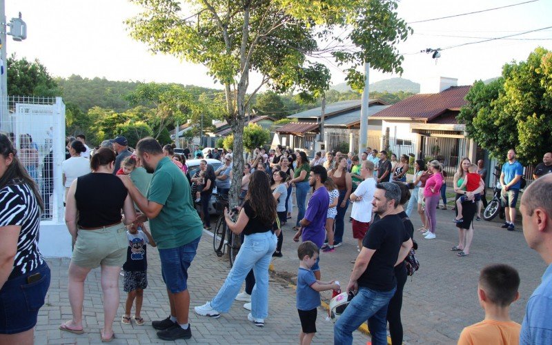 Comunidade compareceu em grande número para a inauguração