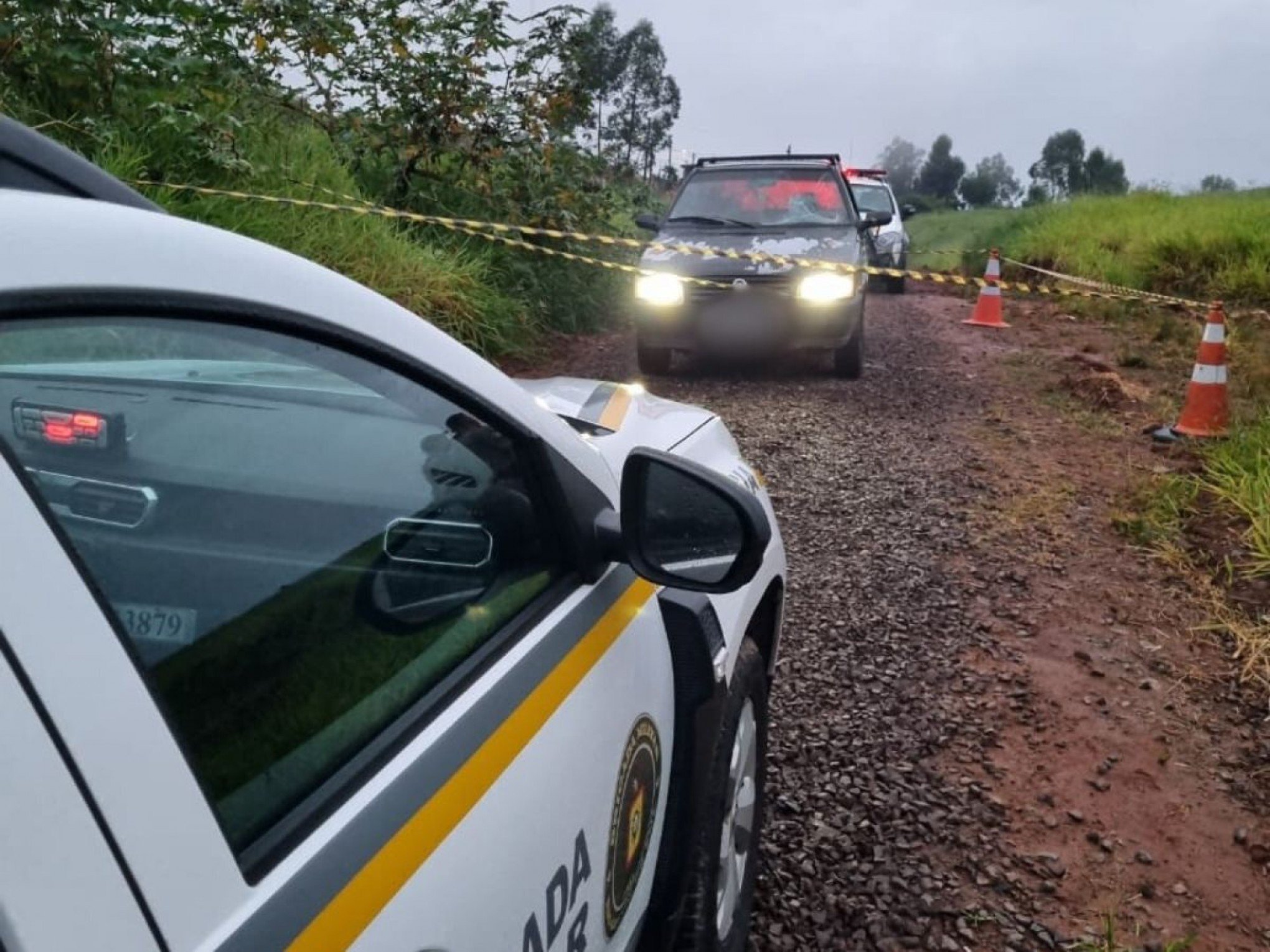 Corpo é encontrado com marcas de tiros dentro de carro em São Sebastião do Caí