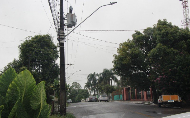 Falta de luz na Rua Epitácio Pessoa, bairro Primavera | abc+