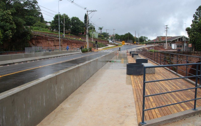 Obra inaugurada terá deck com mirante para contemplar a antiga ponte