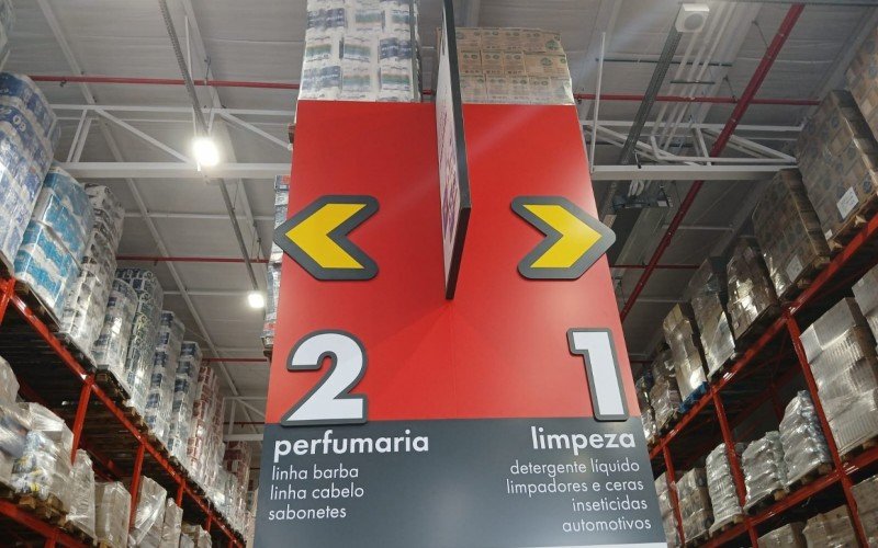 Unidade do Stok Center em São Leopoldo já recebe a clientela e conta com mais de 9 mil produtos