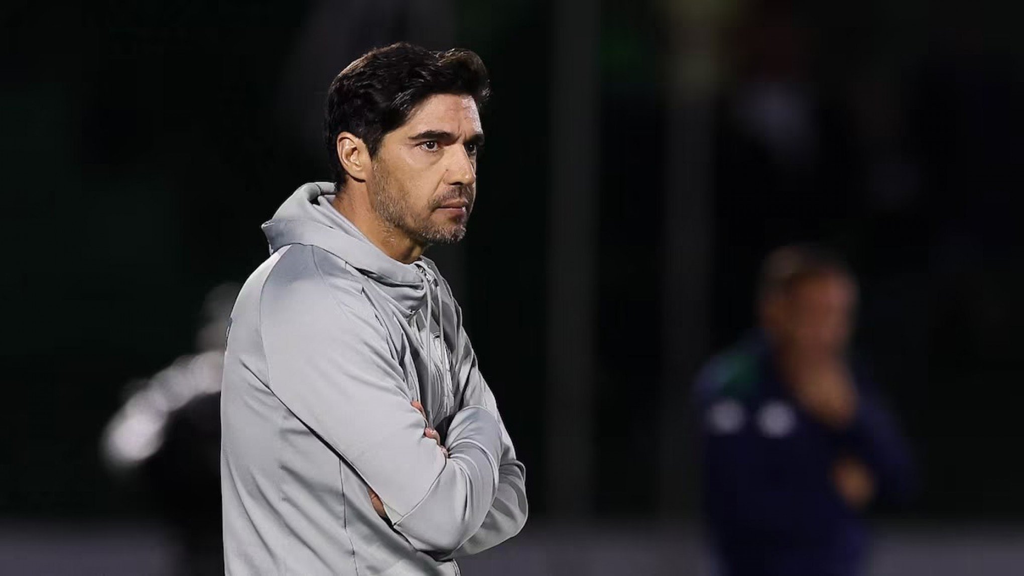 Abel Ferreira critica gramado do Allianz Parque após vitória sobre o Grêmio: 'Está ruim'