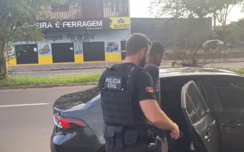 Operação da Delegacia de Polícia de Esteio prendeu 22 pessoas na manhã desta terça-feira (17) 