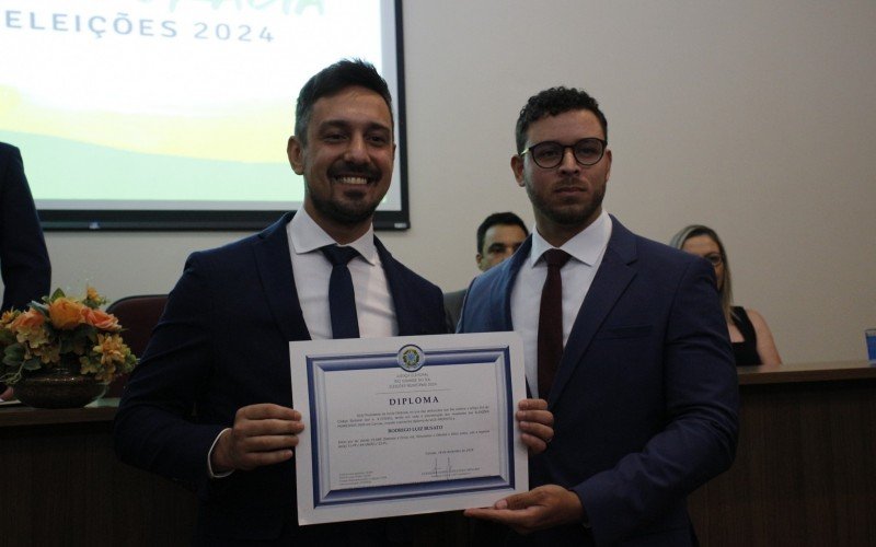 Vice-prefeito é diplomado