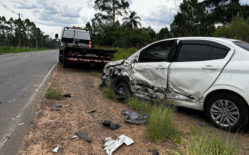 "Tocou o carro pra cima de mim", diz motorista app de sobre acidente causado por homem que teria incendiado a própria casa