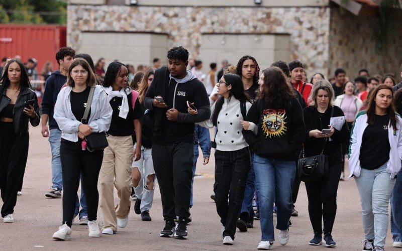 Em 2025, todas as turmas de 1.º ano do ensino médio já terão nova grade de conteúdos | abc+