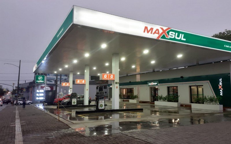 Fachada Posto Maxsul - Especial Bartolomeu de Gusmão