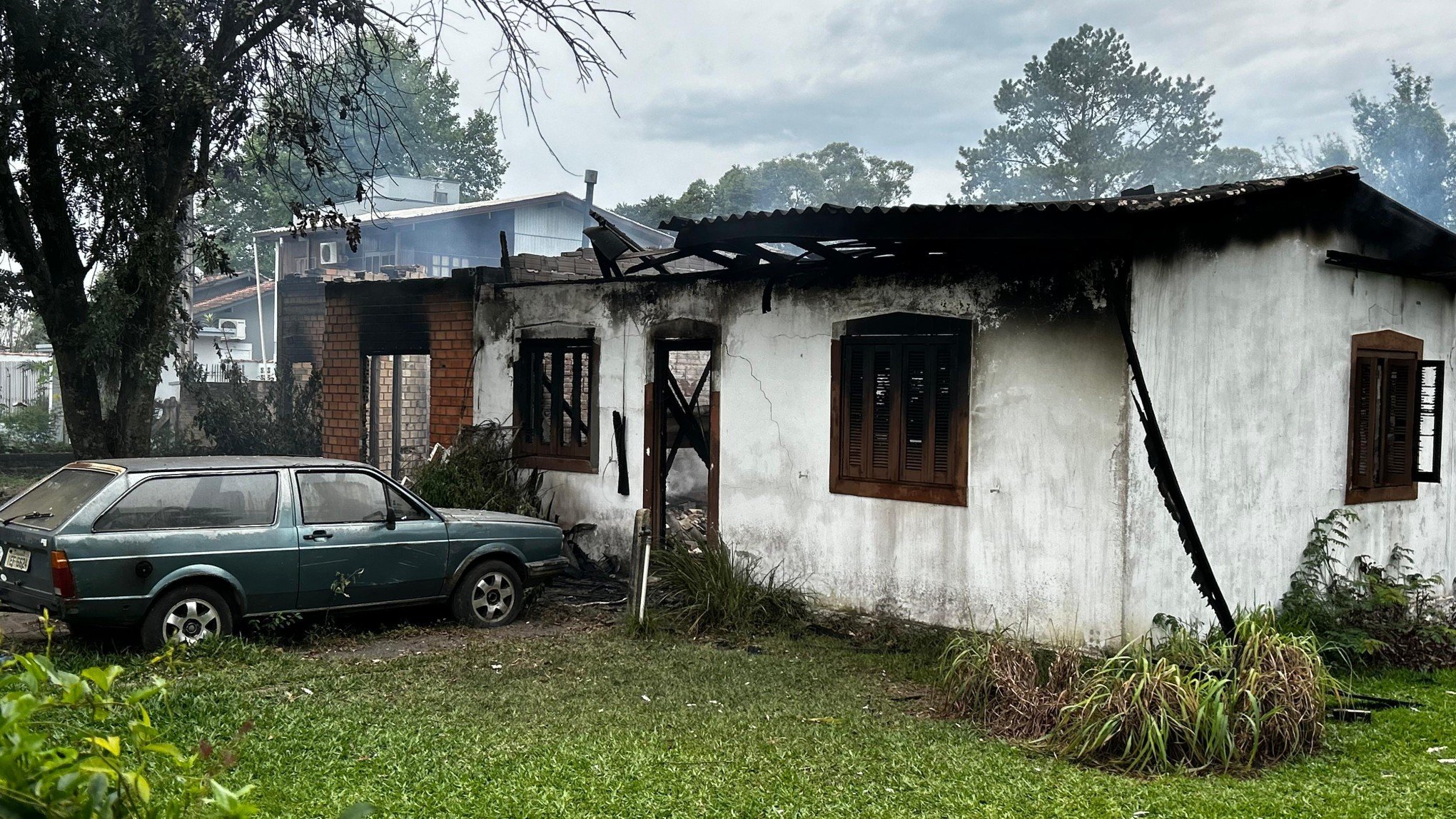 Esposa faz revelação sobre atitude do marido um dia antes de incêndio e acidente com filha de 12 anos na carona