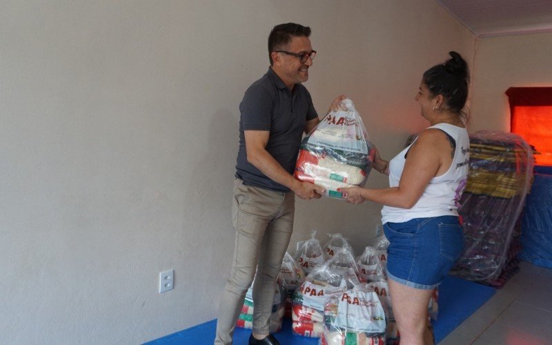 Cozinhas solidárias recebem 482 kits de alimentos do Governo Federal