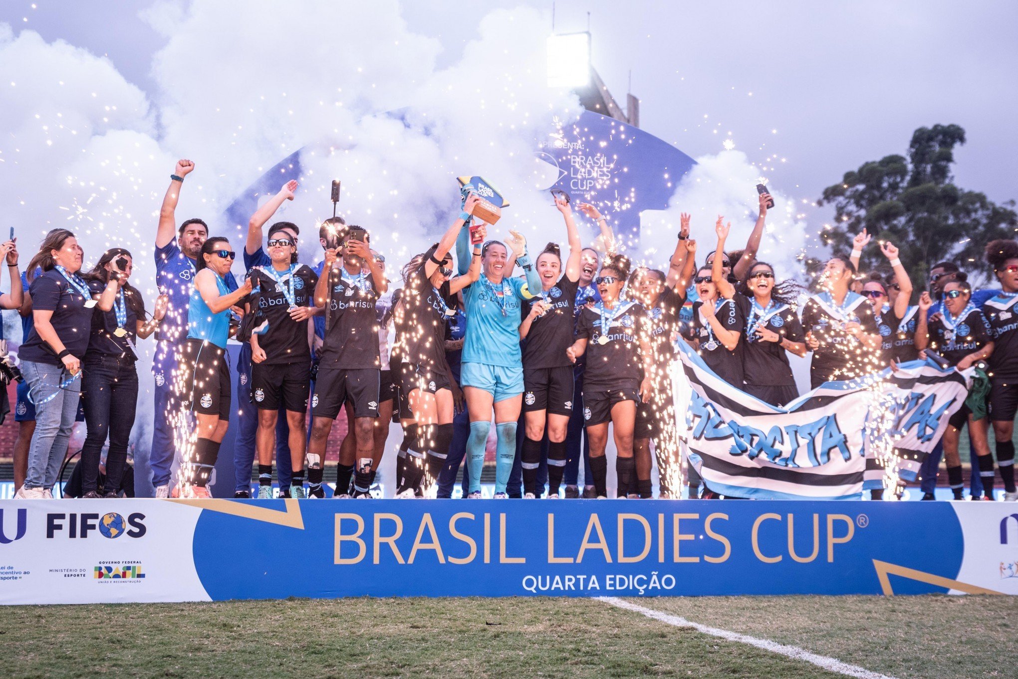 Grêmio vence o Bahia nos pênaltis leva o título Ladies Cup