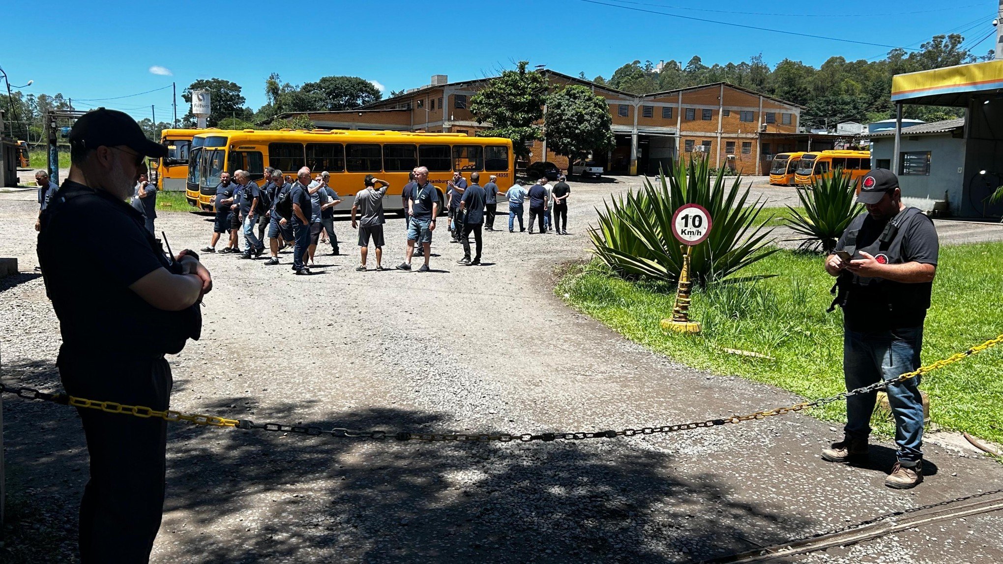 "Nos chamaram para informar que não tem dinheiro", diz motorista da Visac durante paralisação do transporte coletivo em Novo Hamburgo