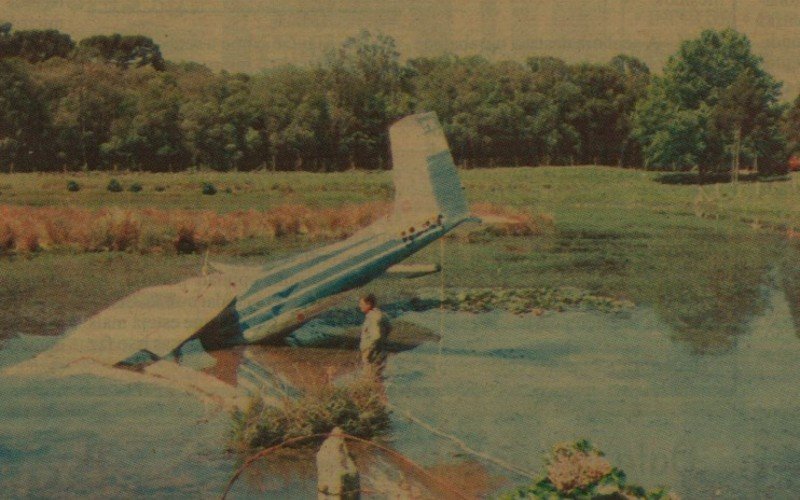 Cessna caiu em um lago particular perto da estrada que liga Gramado a Nova Petrópolis | abc+