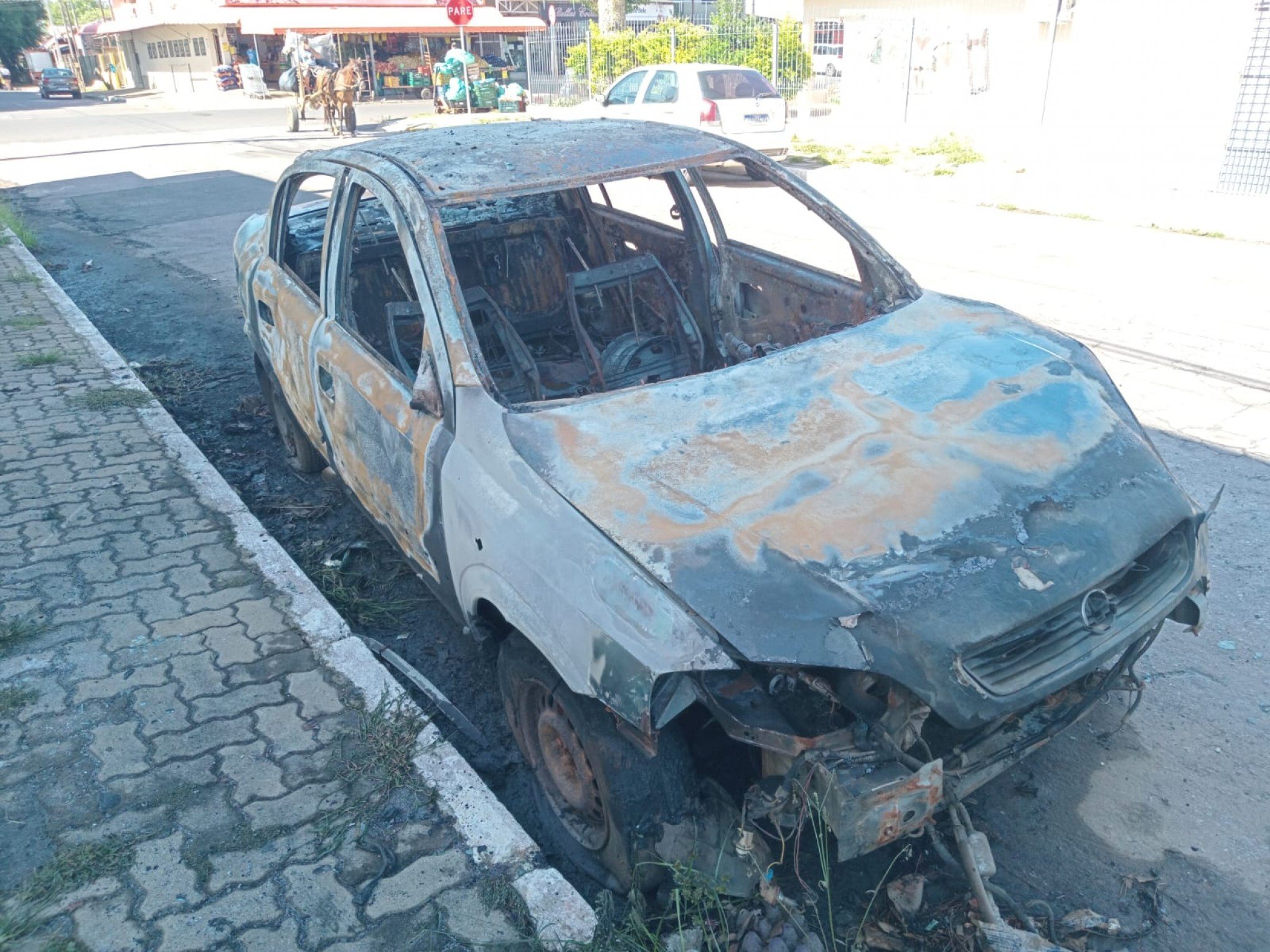 Coquetel Molotov teria sido usado para incendiar 11 carros em Canoas e Nova Santa Rita