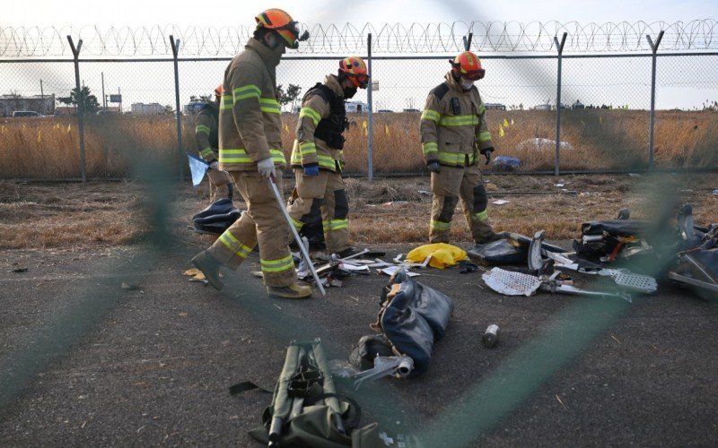 Acidente com Boeing 737-8 da Jeju Air deixa 179 mortos na Coreia do Sul | abc+