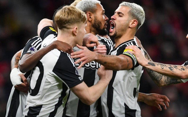 Newcastle vence e assume 5º lugar na Premier League | abc+