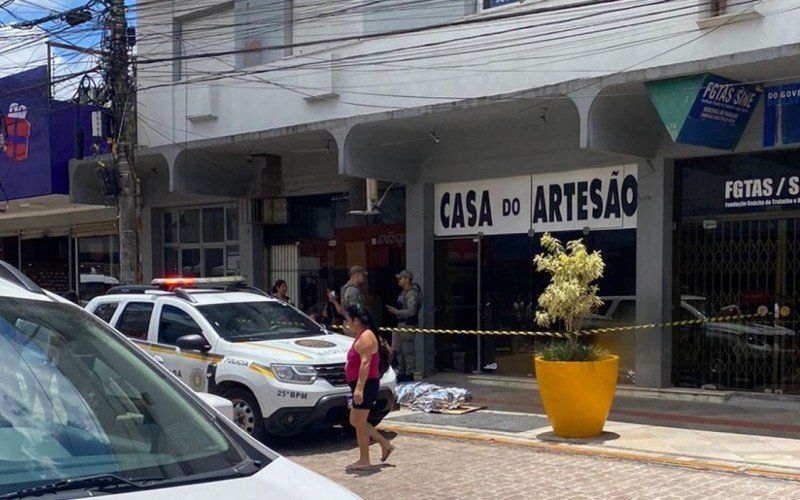 Fato aconteceu na manhã desta segunda-feira, no Centro