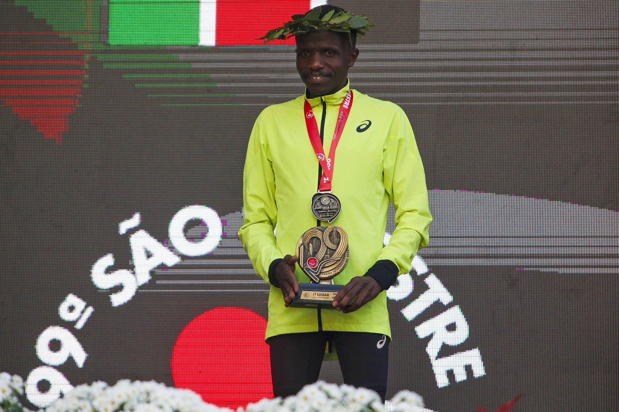 Quênia domina prova masculina e vence a disputa na São Silvestre