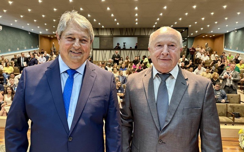 Nestor Tissot e Luia Barbacovi são reconduzidos aos cargos de prefeito e vice-prefeito de Gramado