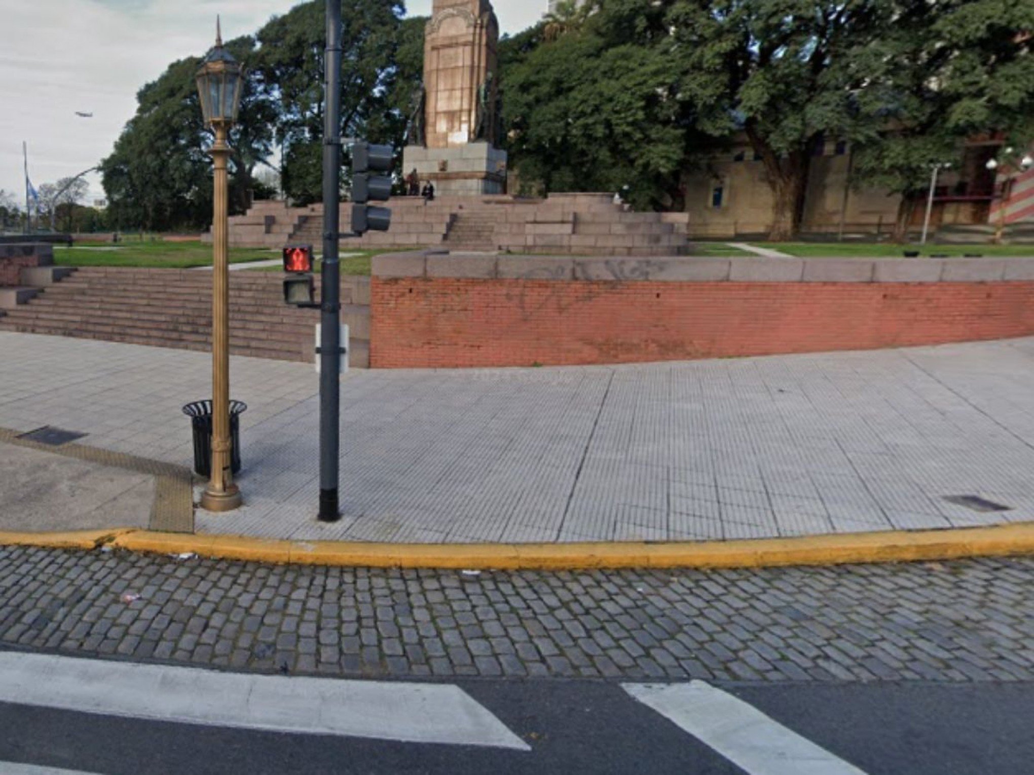 Motorista perde controle do veículo e atropela turista brasileiro em Buenos Aires