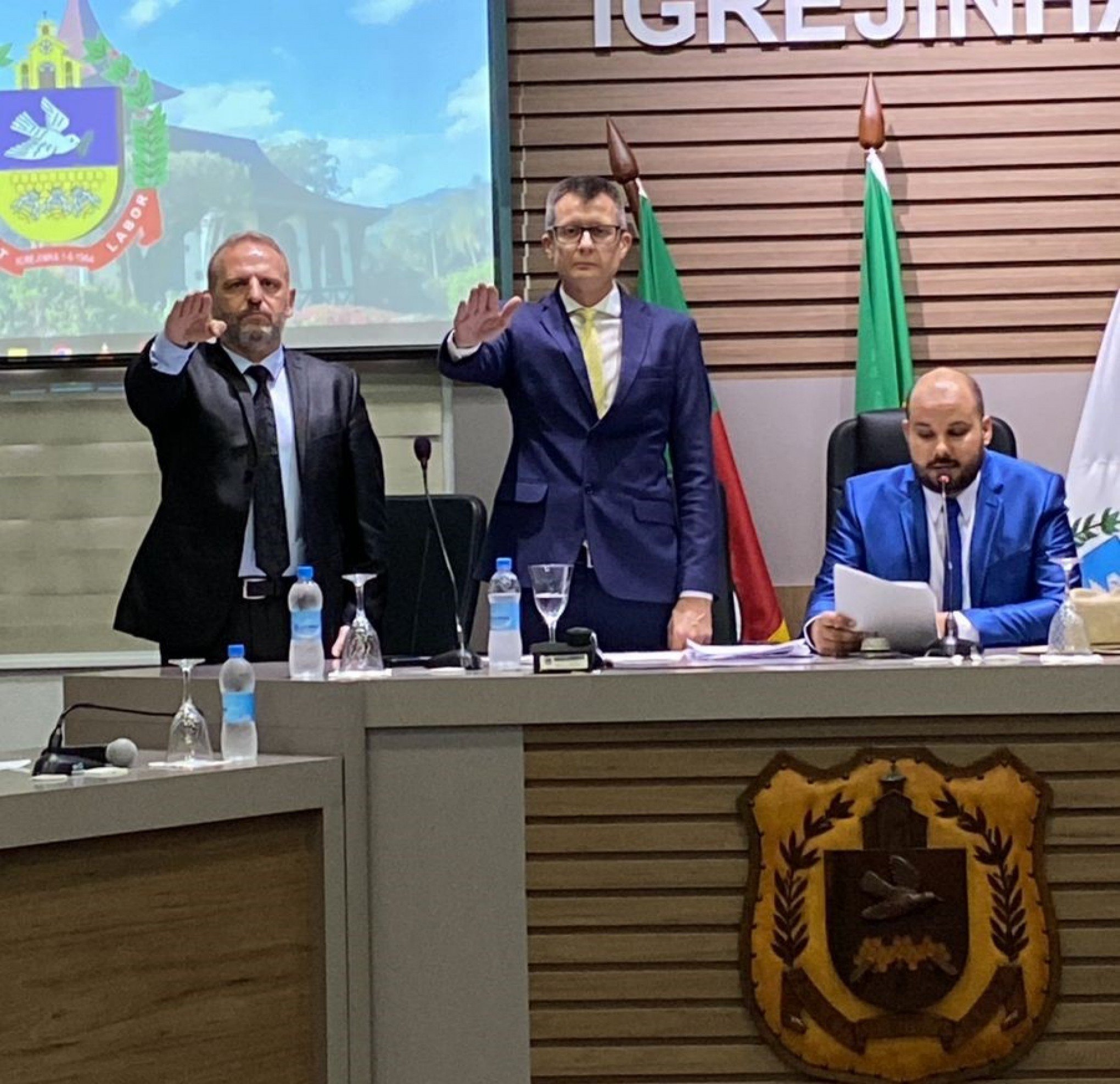 Leandro Horlle é reconduzido ao cargo de prefeito de Igrejinha