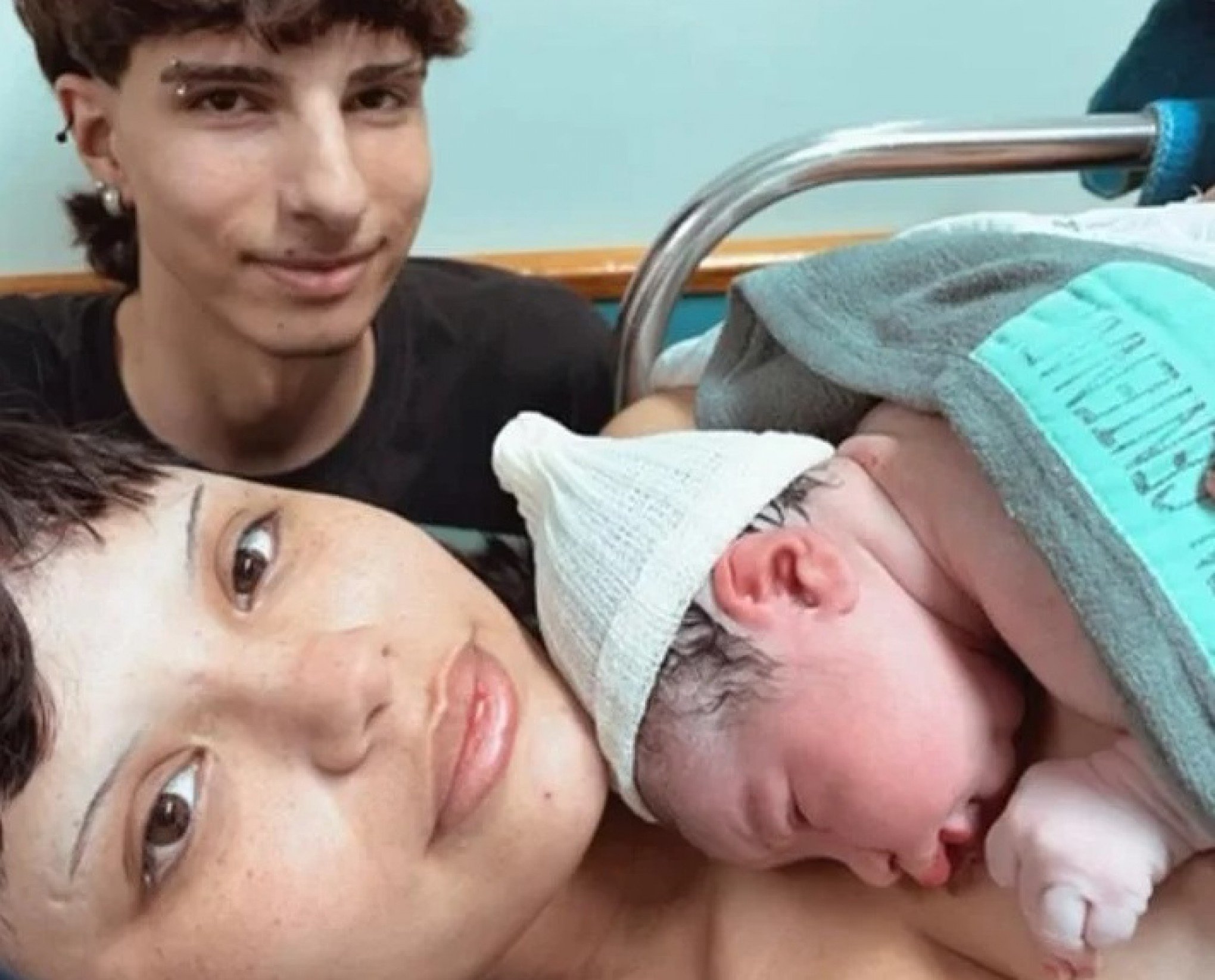 Conheça Clarice, a primeira bebê de 2025 de São Leopoldo