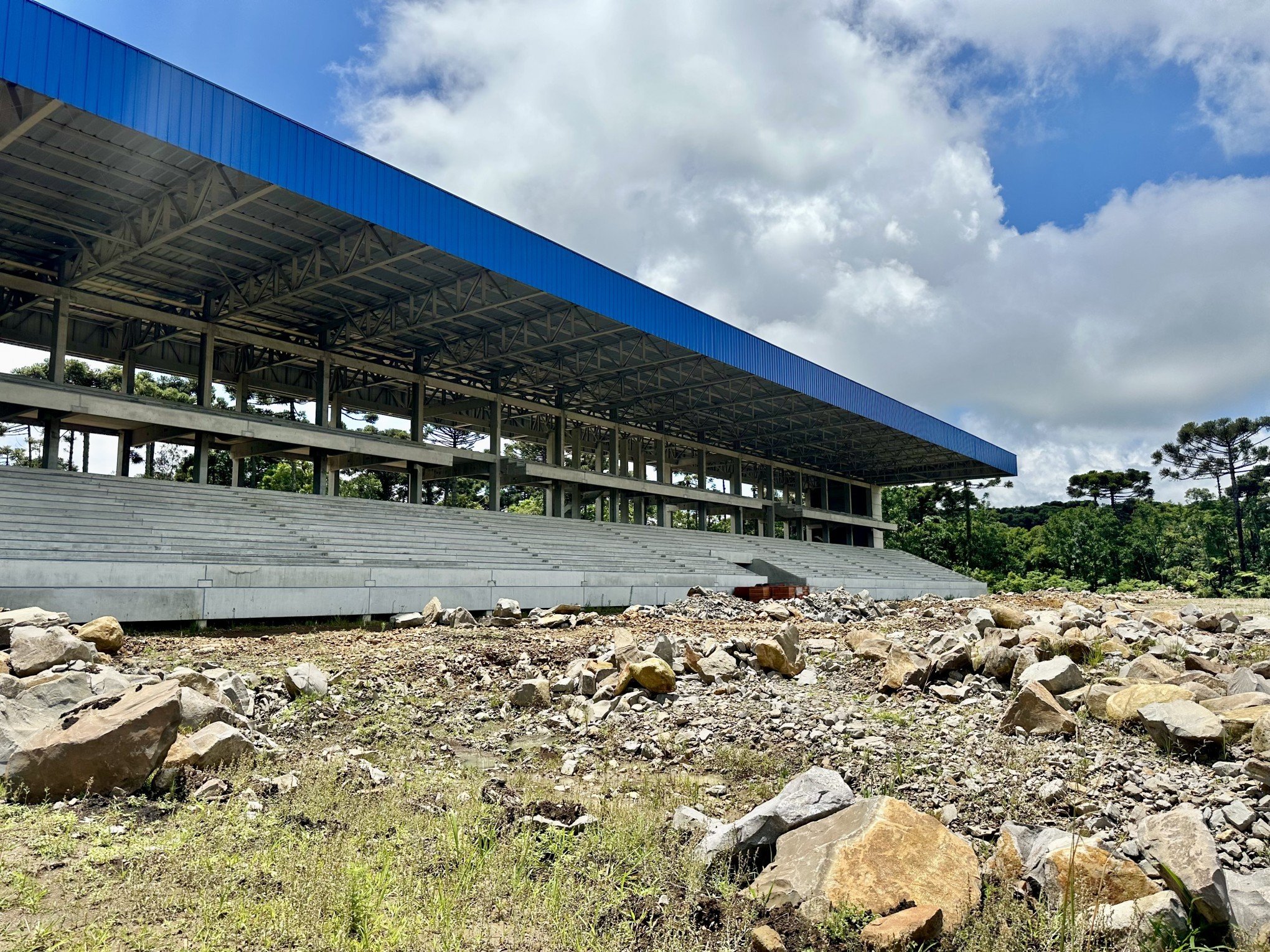 Gramadense completa 95 anos com a construção do novo estádio em fase final