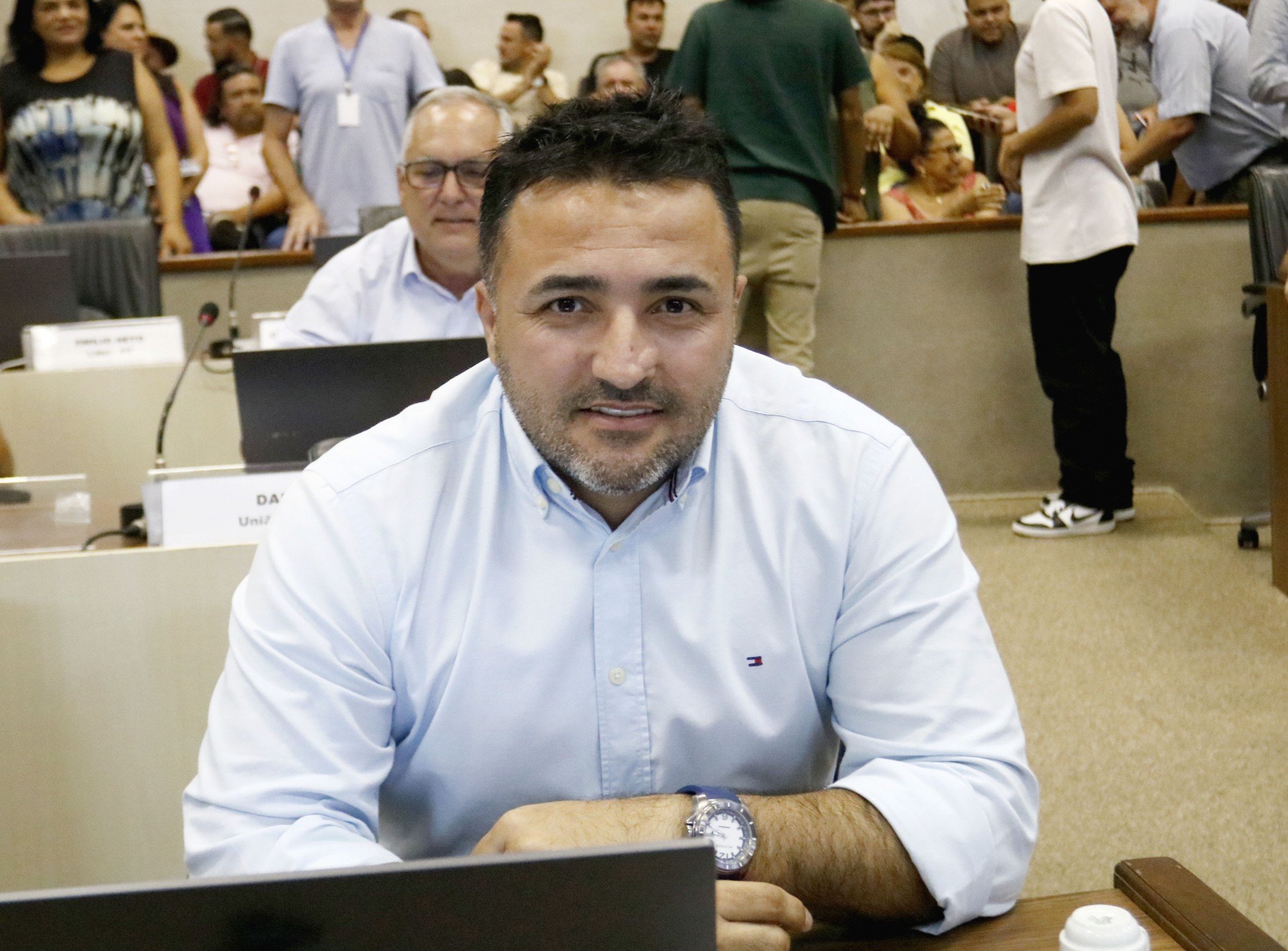 "Precisamos diminuir a burocracia", defende o vereador Rodrigo D'Ávila