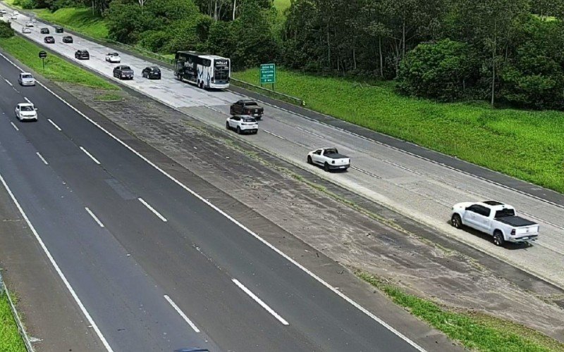 Trânsito começa a se intensificar na BR-290, a Freeway, neste domingo (5) | abc+